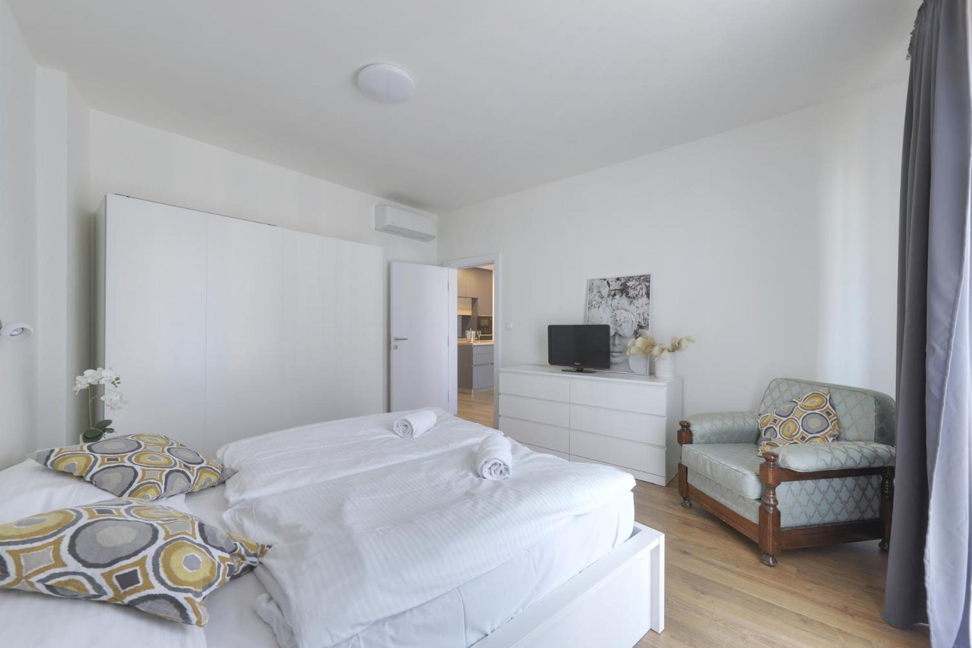 Shon Apartment Old Town 브라티슬라바 외부 사진